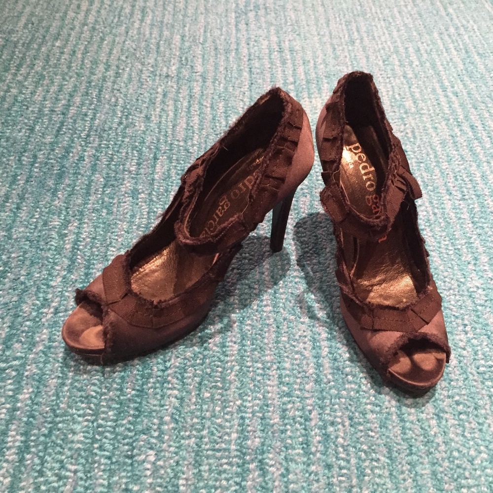 Pedro Garcia Satin Peeptoe Heels Size 37.5